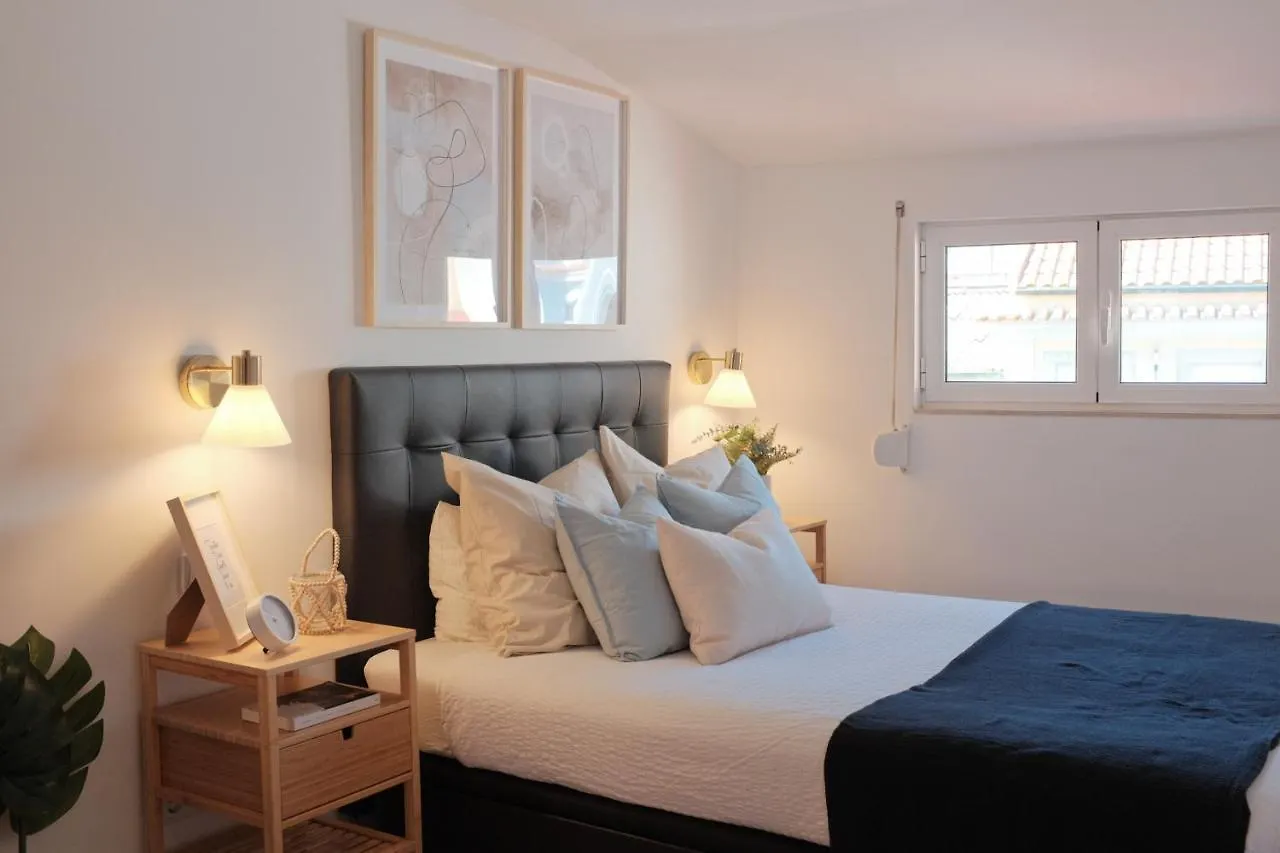 Downtown Terrace - 2 Bedroom Apt In Graca With Private & Sunny Terrace! Lisbon Portugal