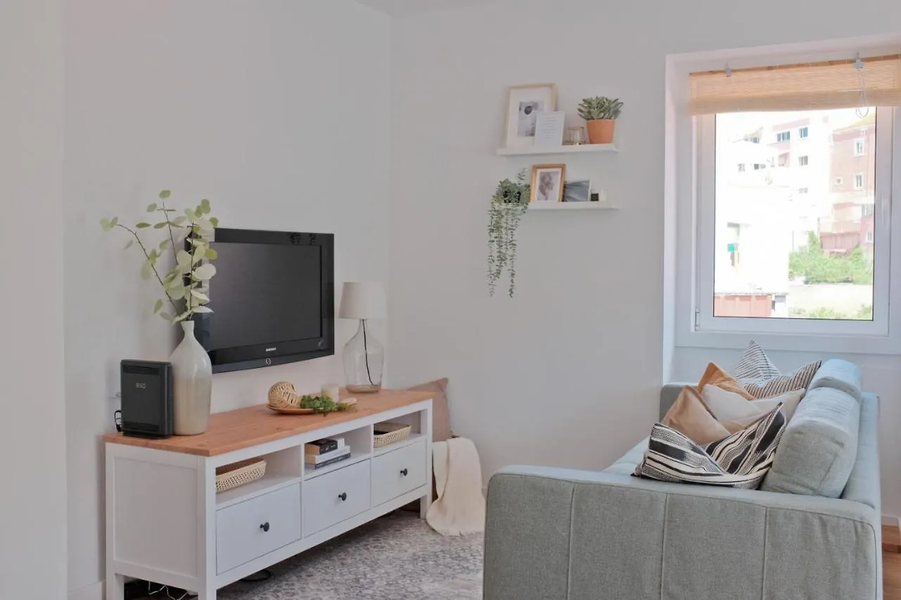 Downtown Terrace - 2 Bedroom Apt In Graca With Private & Sunny Terrace! Lisbon 0*,  Portugal