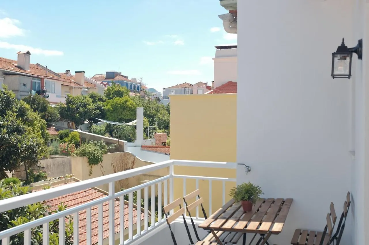 Downtown Terrace - 2 Bedroom Apt In Graca With Private & Sunny Terrace! Lisbon Apartment