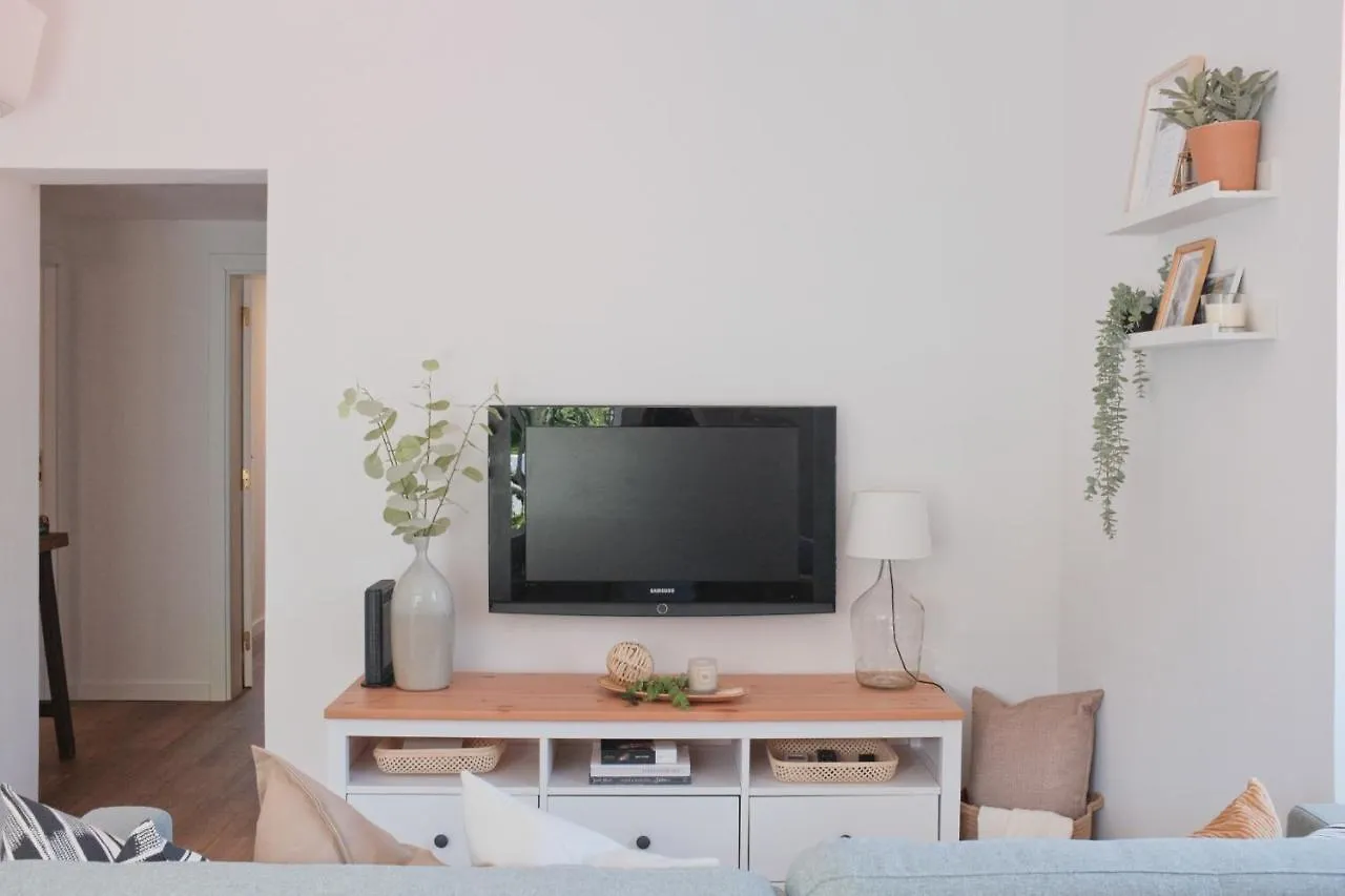 Downtown Terrace - 2 Bedroom Apt In Graca With Private & Sunny Terrace! Lisboa