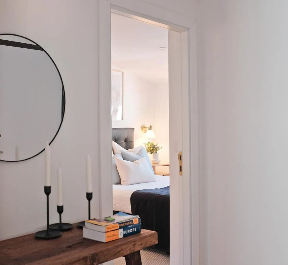 Downtown Terrace - 2 Bedroom Apt In Graca With Private & Sunny Terrace! Lisboa Portekiz